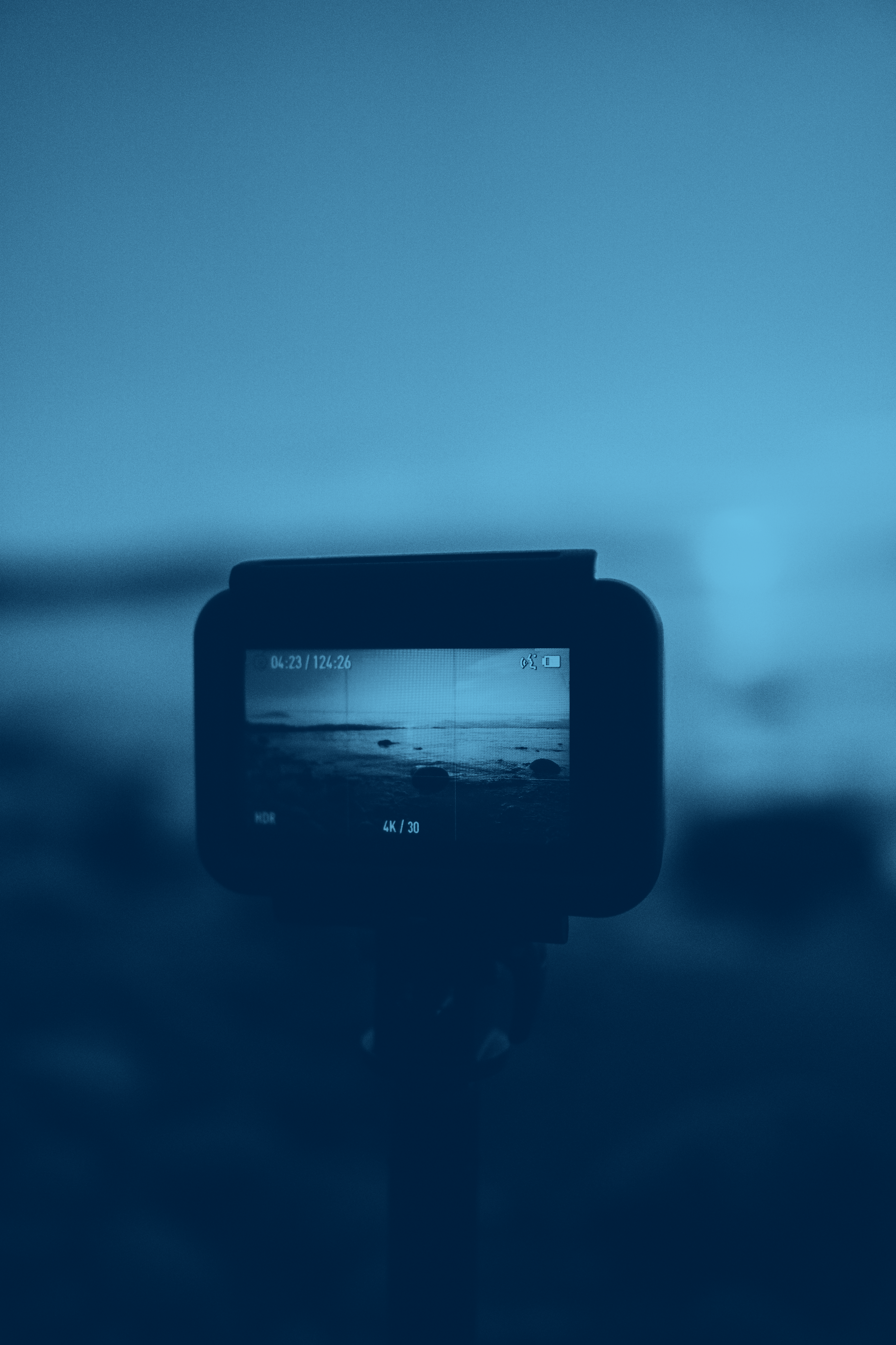 haley-truong-pBUTCrOFlL4-unsplash blue